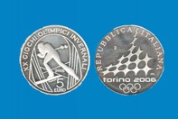 SCI DI FONDO MONETA ARGENTO 5 EURO  IN PORTACHIAVI GIOIELLO